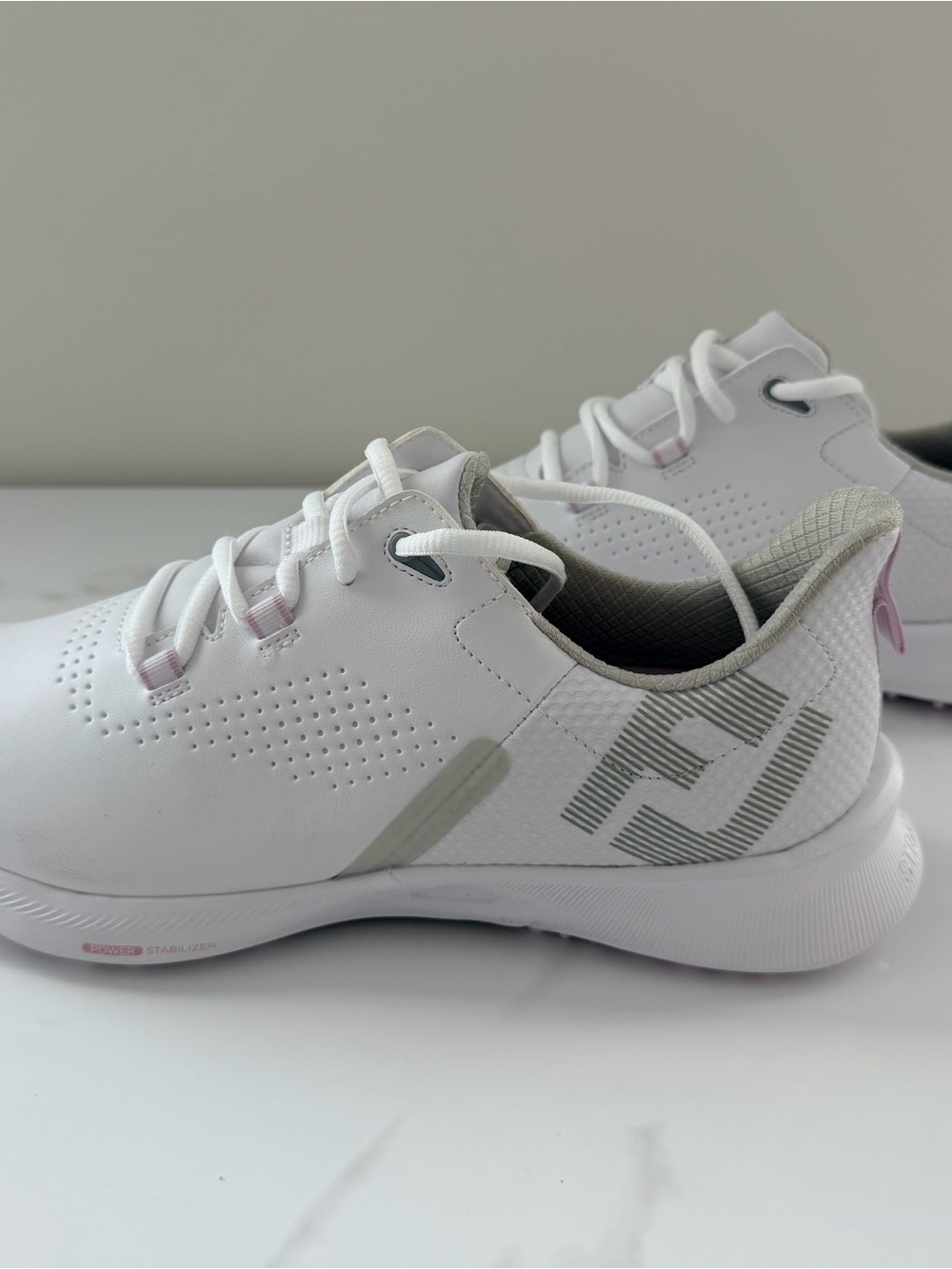 FootJoy StratoLite Women’s Spikeless Golf Shoes White/Pink/Gray US 10 MPN 92373